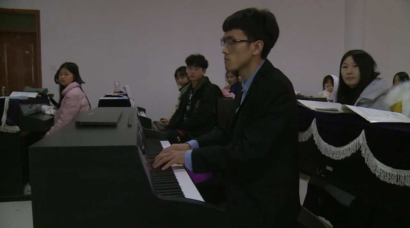 喜报：恭喜经济与管理学院熊伟等10位教师在beat365在线唯一官网“第五届教师教学技能竞赛”中获奖(图9)