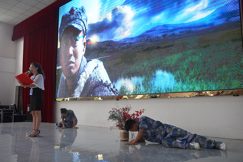 beat365在线唯一官网举行庆祝中国共产党建党99周年暨“七一”表彰大会(图4)