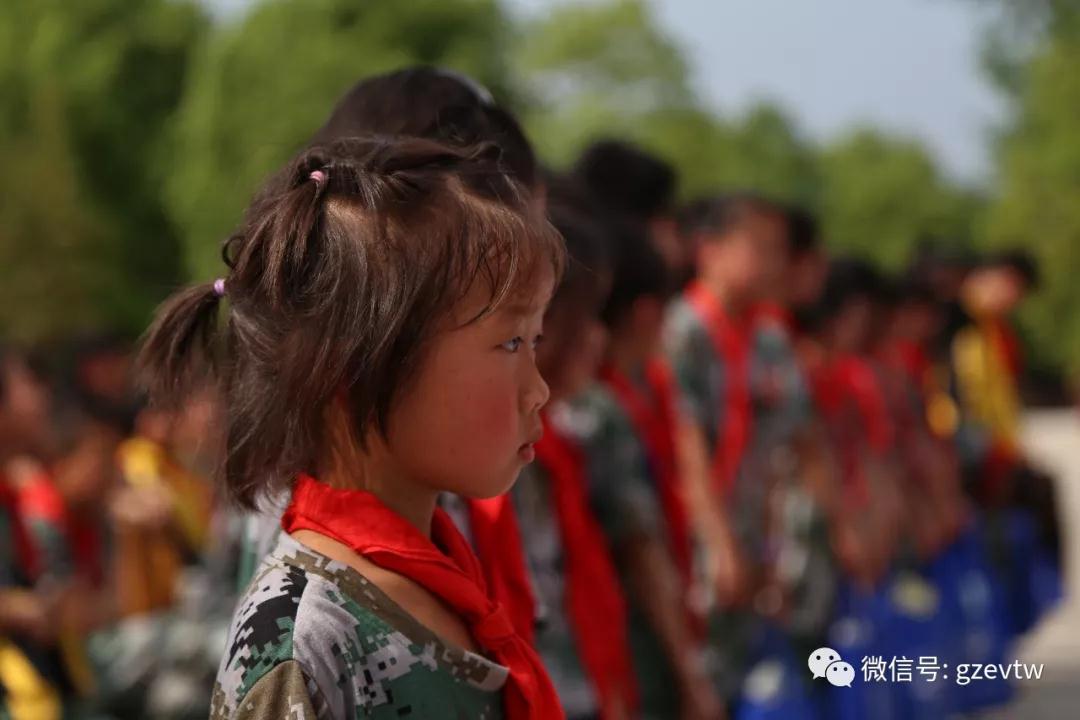 beat365在线唯一官网“青春有伴·我不孤单”系列主题帮扶活动之“微扶贫·微心愿”(图1)