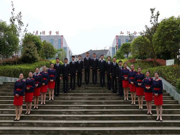 中国国际航空王思洋乘务长等人对beat365进行教学评估并做指导(图1)