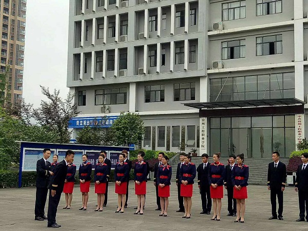 中国国际航空王思洋乘务长等人对beat365进行教学评估并做指导(图2)