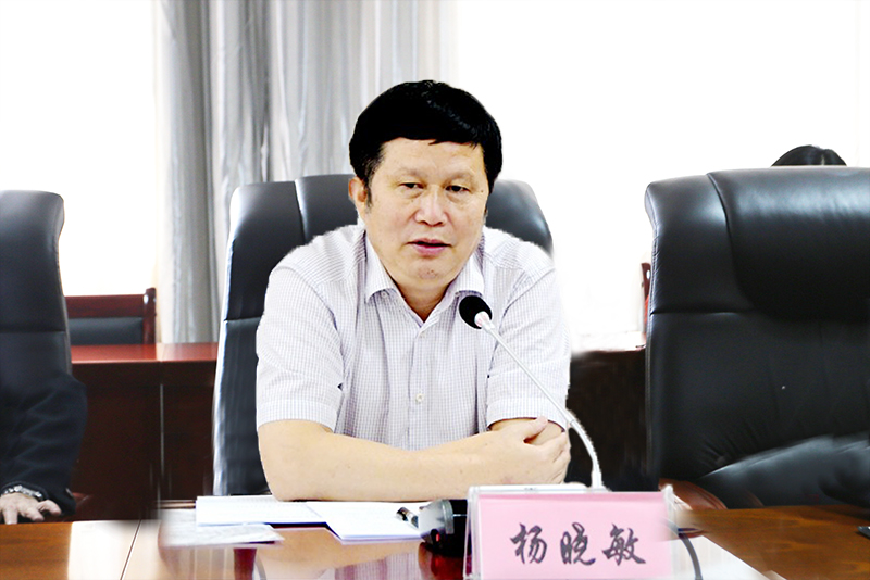 铜仁市政协副主席杨晓敏一行到beat365开展专题调研(图7)