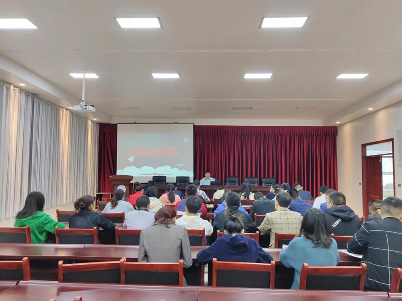 回归初心,立足岗位,奋力开创德育工作新局面(图1) 回归初心,立足岗位,奋力开创德育工作新局面(图1)