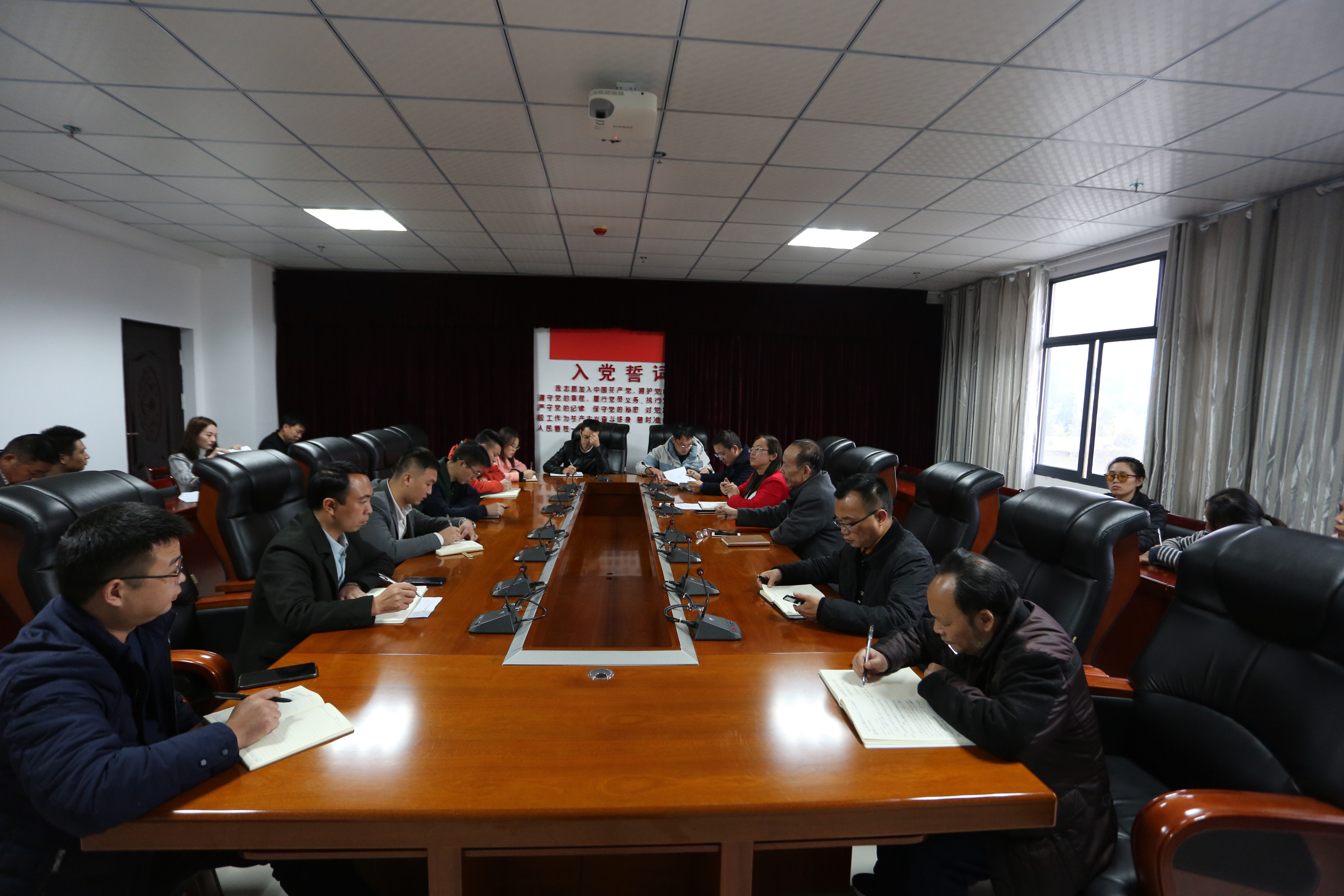 beat365召开第六届田径运动会(图1) beat365召开第六届田径运动会(图1)