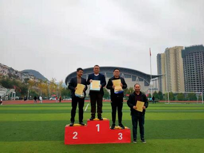 礼赞百年,筑梦青春——beat365在线唯一官网第七届田径运动会(图12) 礼赞百年,筑梦青春——beat365在线唯一官网第七届田径运动会(图12)