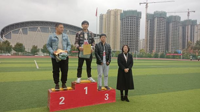 礼赞百年,筑梦青春——beat365在线唯一官网第七届田径运动会(图13) 礼赞百年,筑梦青春——beat365在线唯一官网第七届田径运动会(图13)