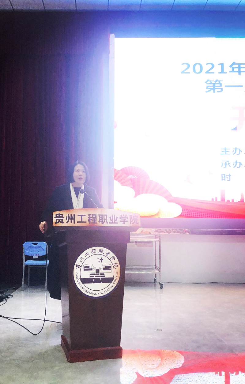 树礼仪形象  展天使风采 ——护理学院隆重举行beat365在线唯一官网第一届护理礼仪大赛开幕式暨选拔赛初赛(图3)