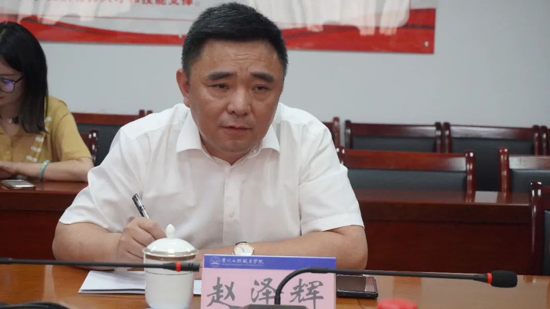 铜仁市政协到beat365在线唯一官网开展“走访委员企业、服务市场主体”调研活动(图4) 铜仁市政协到beat365在线唯一官网开展“走访委员企业、服务市场主体”调研活动(图4)