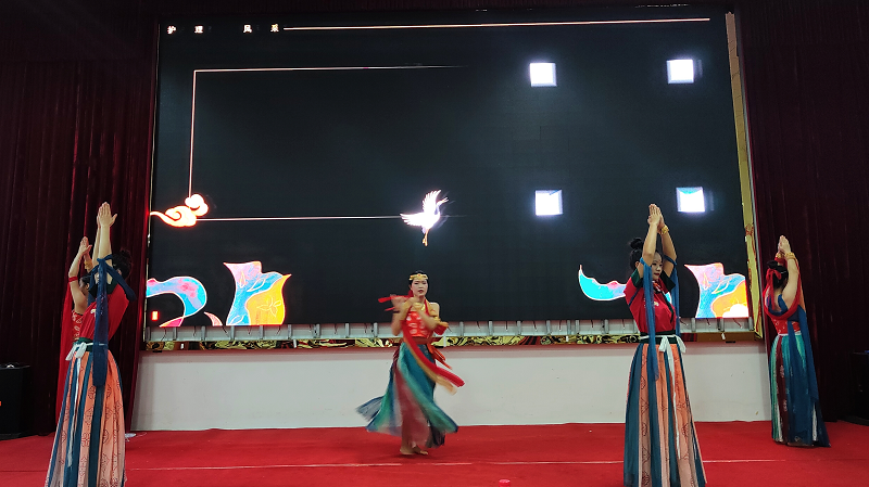 礼展内涵·仪韵风采——护理学院成功举办beat365在线唯一官网第二届护理礼仪大赛决赛暨闭幕式(图10)