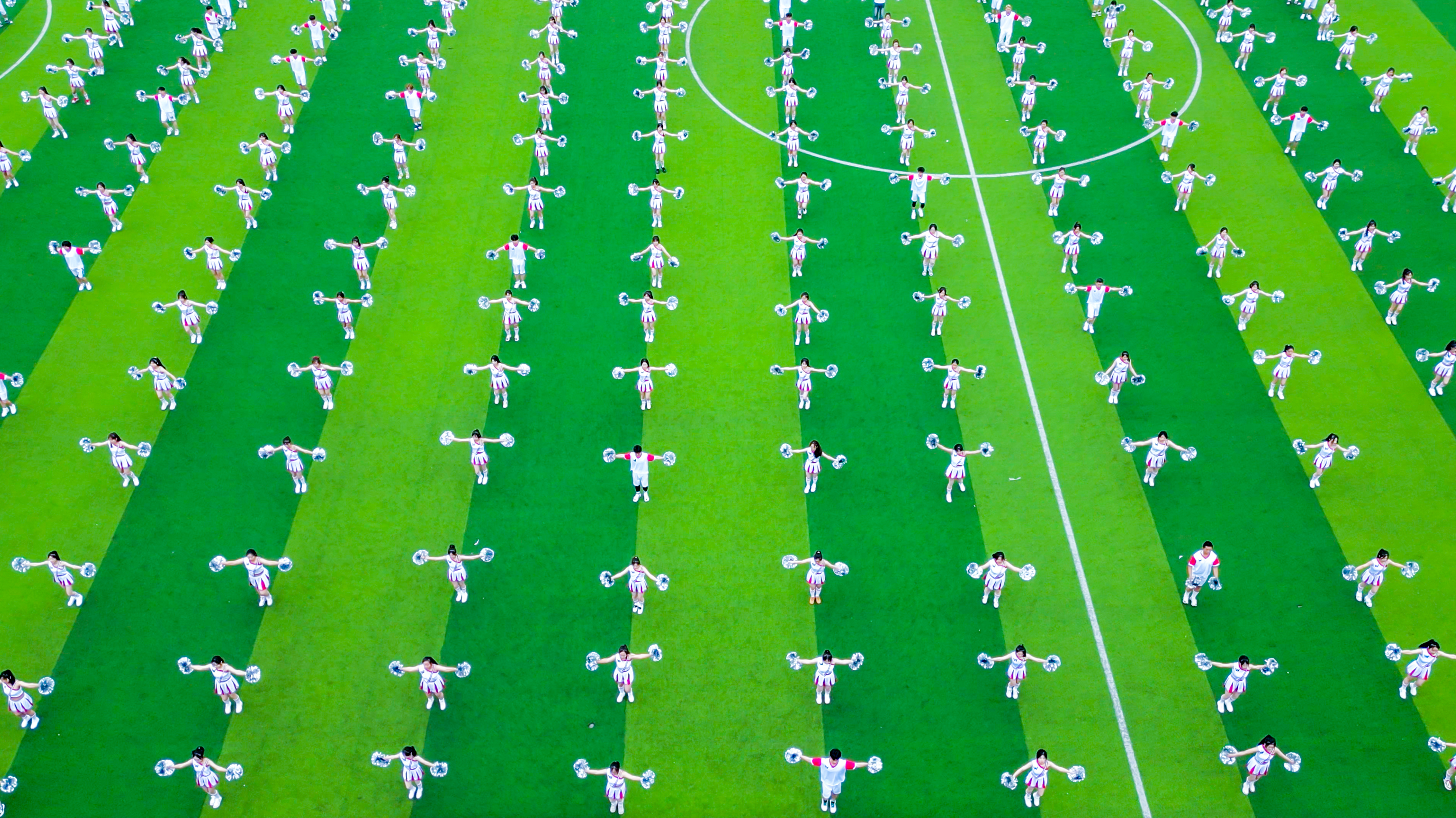 弘扬时代精神 谱写青春华章丨beat365在线唯一官网第八届田径运动会开幕(图13) 弘扬时代精神 谱写青春华章丨beat365在线唯一官网第八届田径运动会开幕(图13)