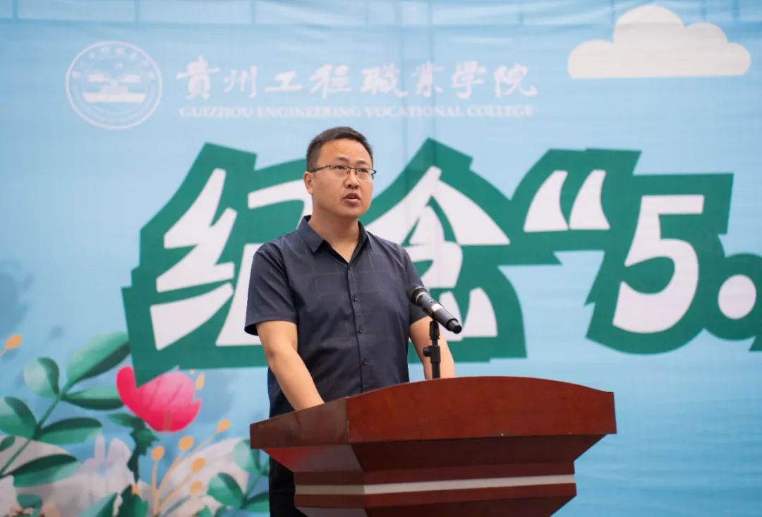 beat365举行“5·12”国际护士节活动暨授帽仪式(图2)