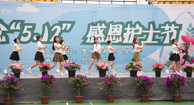 我们的护士 我们的未来——beat365在线唯一官网成功举办5·12国际护士节活动暨授帽仪式(图17)