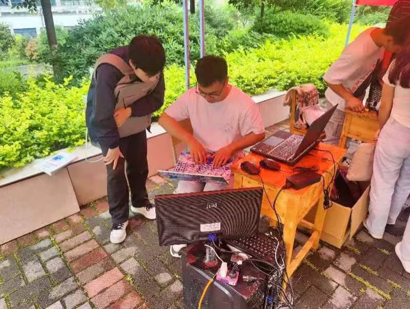 装备制造与信息技术学院职业教育活动总结(图6) 装备制造与信息技术学院职业教育活动总结(图6)