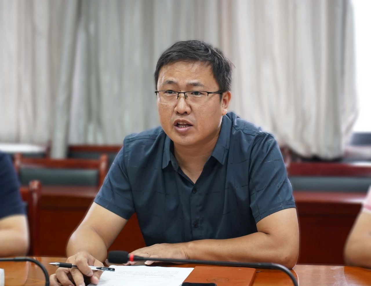 铜仁市政协调研组一行莅临beat365调研座谈(图3)