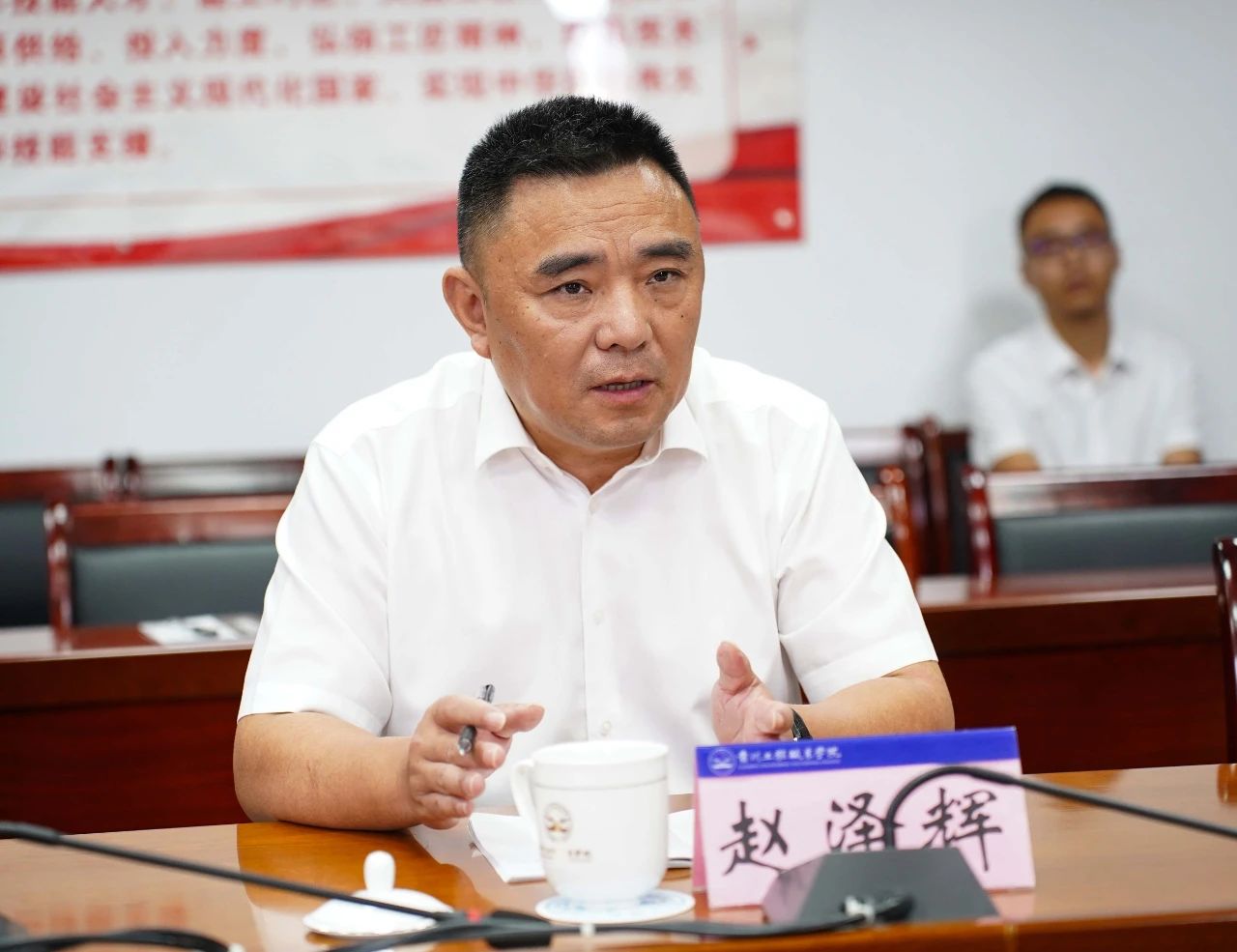 铜仁市政协调研组一行莅临beat365调研座谈(图5)