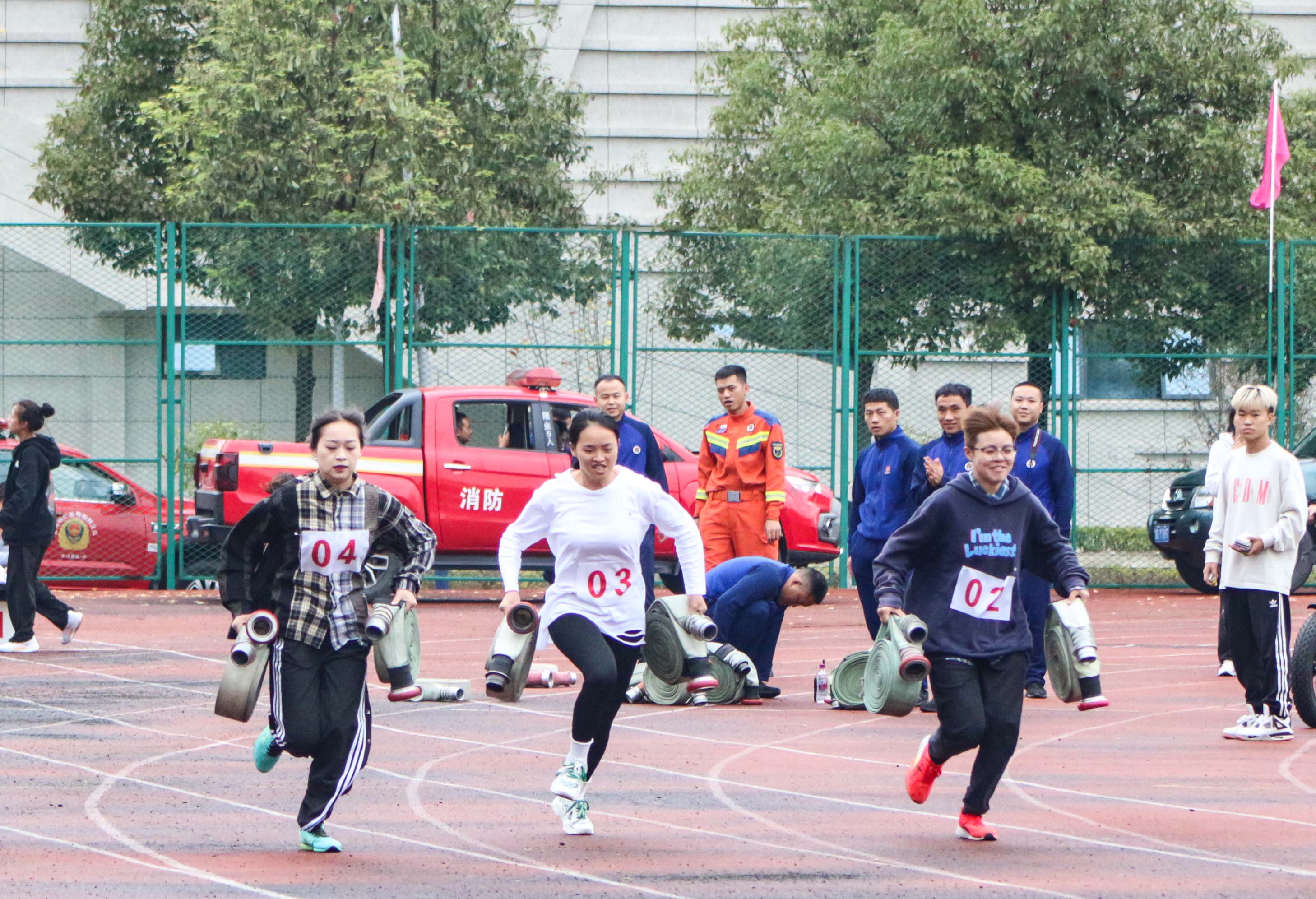 2023年德江县消防宣传月活动启动仪式暨第二届大学生消防技能运动会在beat365在线唯一官网举行(图14)