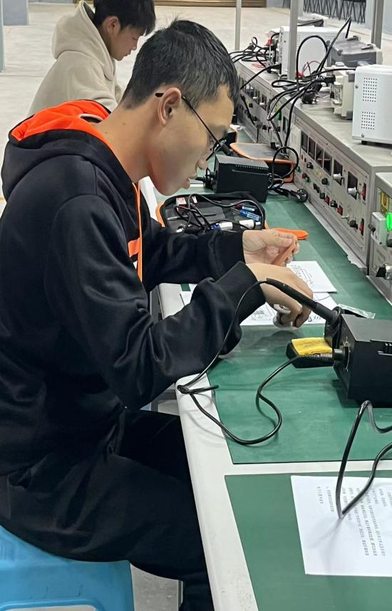 “匠心筑梦 职创未来”技能竞赛活动 正在进行时(图4) “匠心筑梦 职创未来”技能竞赛活动 正在进行时(图4)