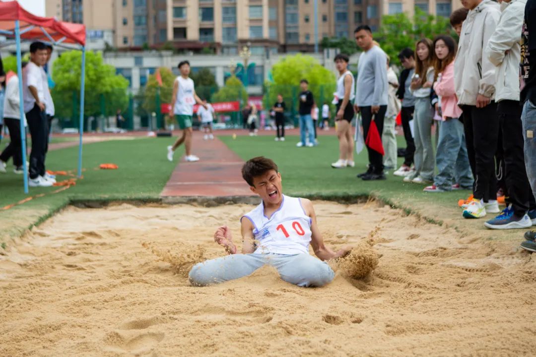 拼搏不落幕 青春正当时丨beat365在线唯一官网第九届田径运动会圆满闭幕(图13)