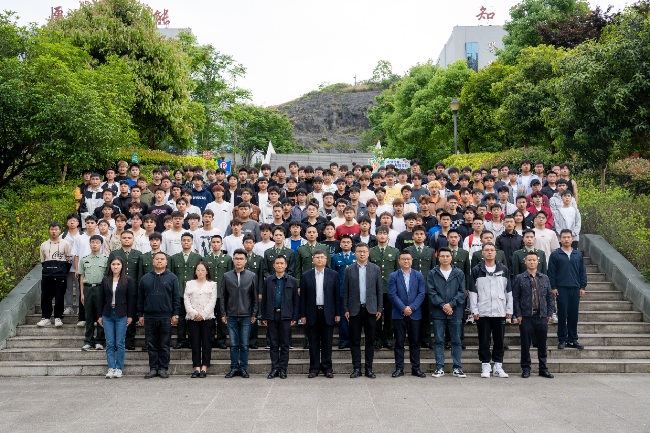 beat365召开2024年春季学期征兵工作总结暨秋季学期征兵工作动员大会(图8)