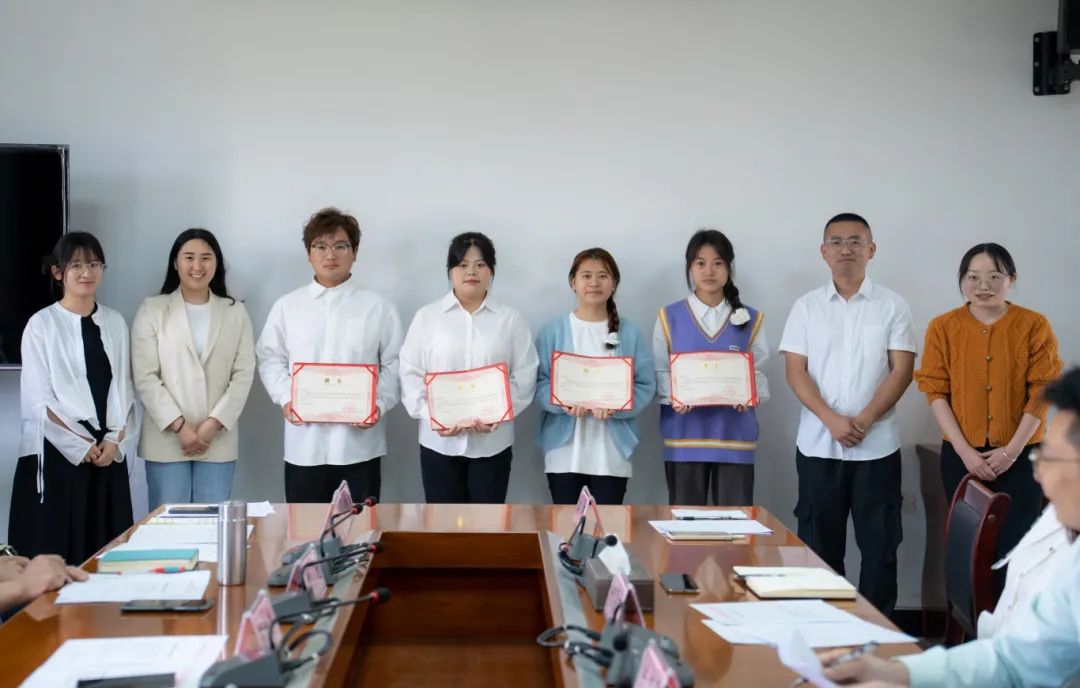 beat365在线唯一官网举行融媒体中心揭牌仪式(图7)