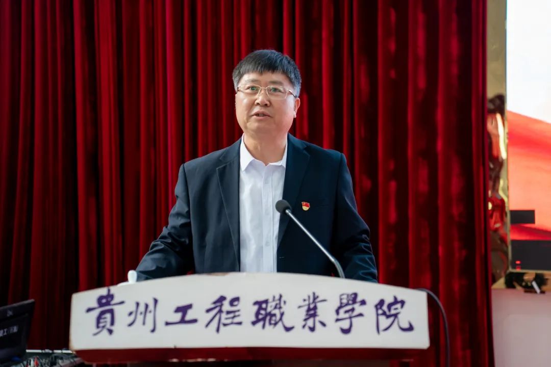 中共beat365在线唯一官网委员会党校第六期入党积极分子和发展对象集中培训开班仪式(图4)