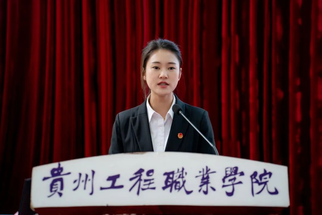 中共beat365在线唯一官网委员会党校第六期入党积极分子和发展对象集中培训开班仪式(图2)