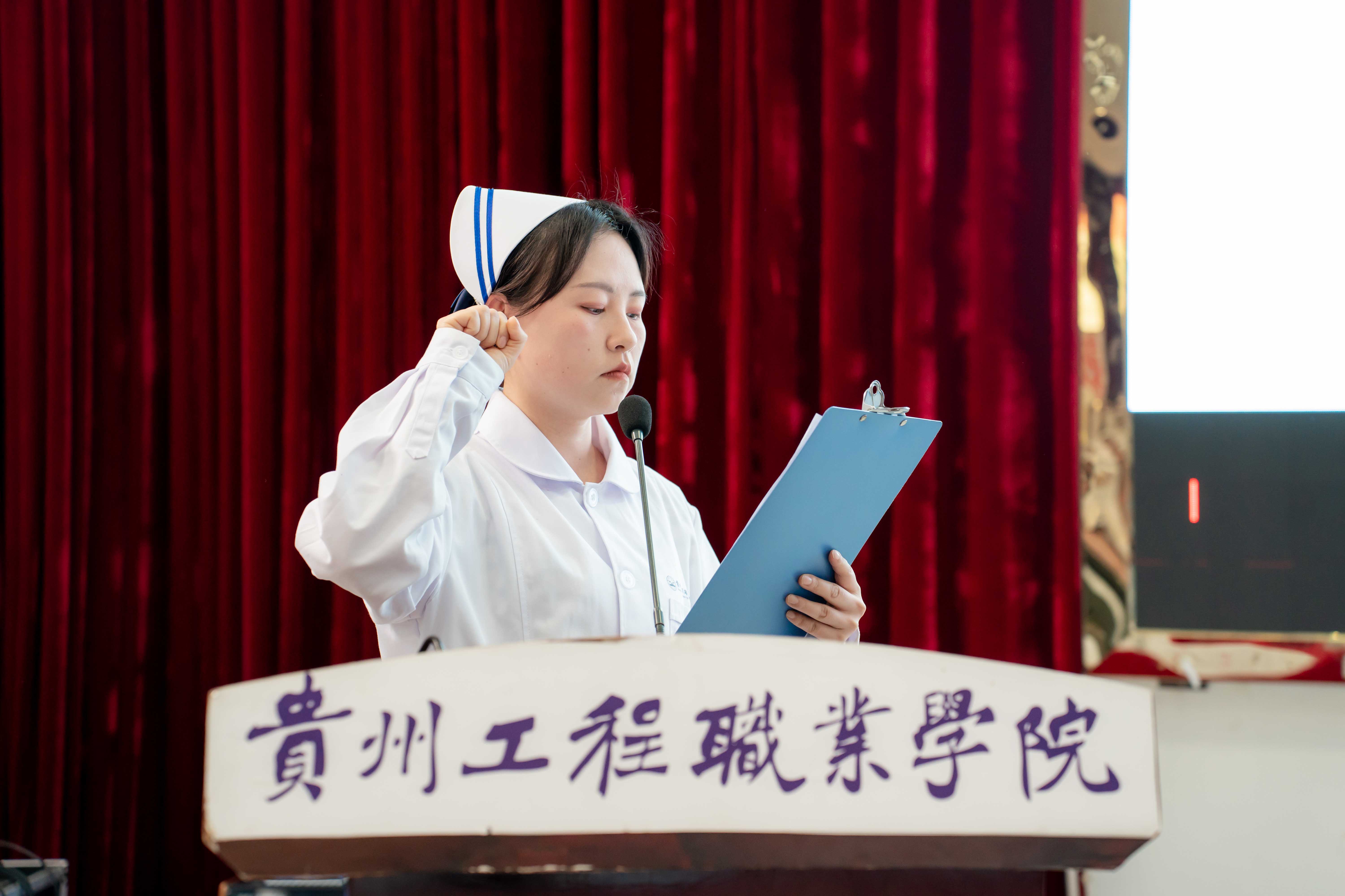 护佑健康，逐梦前行——beat365在线唯一官网成功举办5·12国际护士节活动暨授帽仪式(图4)