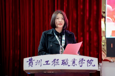 护佑健康,逐梦前行——beat365在线唯一官网成功举办5·12国际护士节活动暨授帽仪式(图3) 护佑健康,逐梦前行——beat365在线唯一官网成功举办5·12国际护士节活动暨授帽仪式(图3)