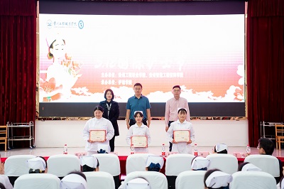 护佑健康,逐梦前行——beat365在线唯一官网成功举办5·12国际护士节活动暨授帽仪式(图6) 护佑健康,逐梦前行——beat365在线唯一官网成功举办5·12国际护士节活动暨授帽仪式(图6)