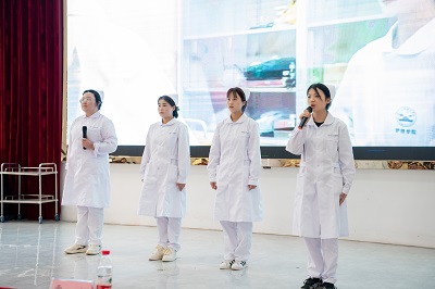 护佑健康,逐梦前行——beat365在线唯一官网成功举办5·12国际护士节活动暨授帽仪式(图12) 护佑健康,逐梦前行——beat365在线唯一官网成功举办5·12国际护士节活动暨授帽仪式(图12)