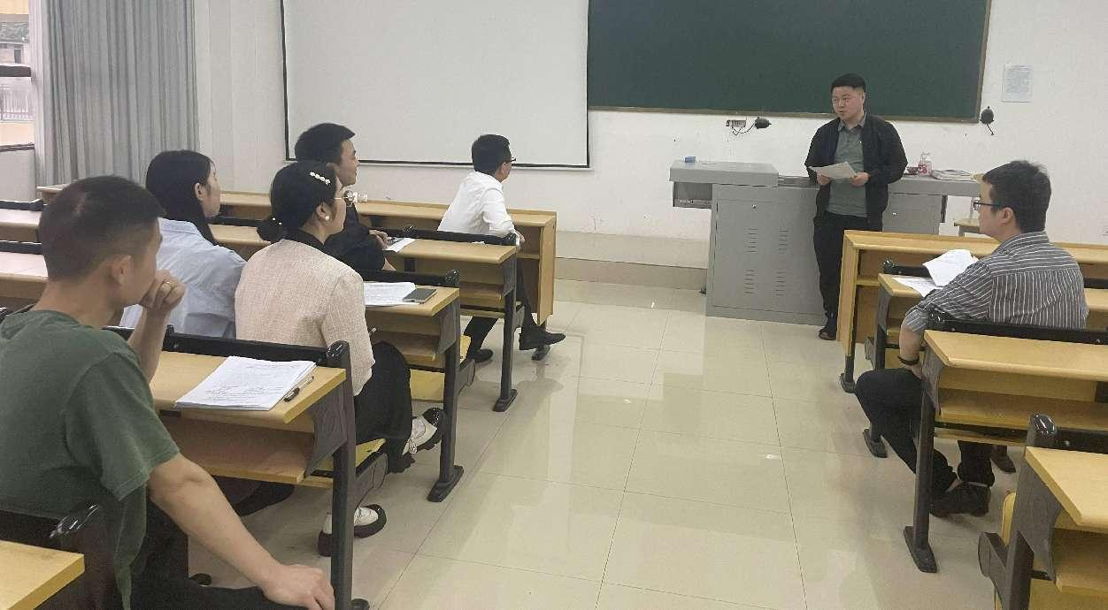 示范引领同奋进&nbsp;砥砺前行共芬芳 ——beat365在线唯一官网示范课简报(图3)