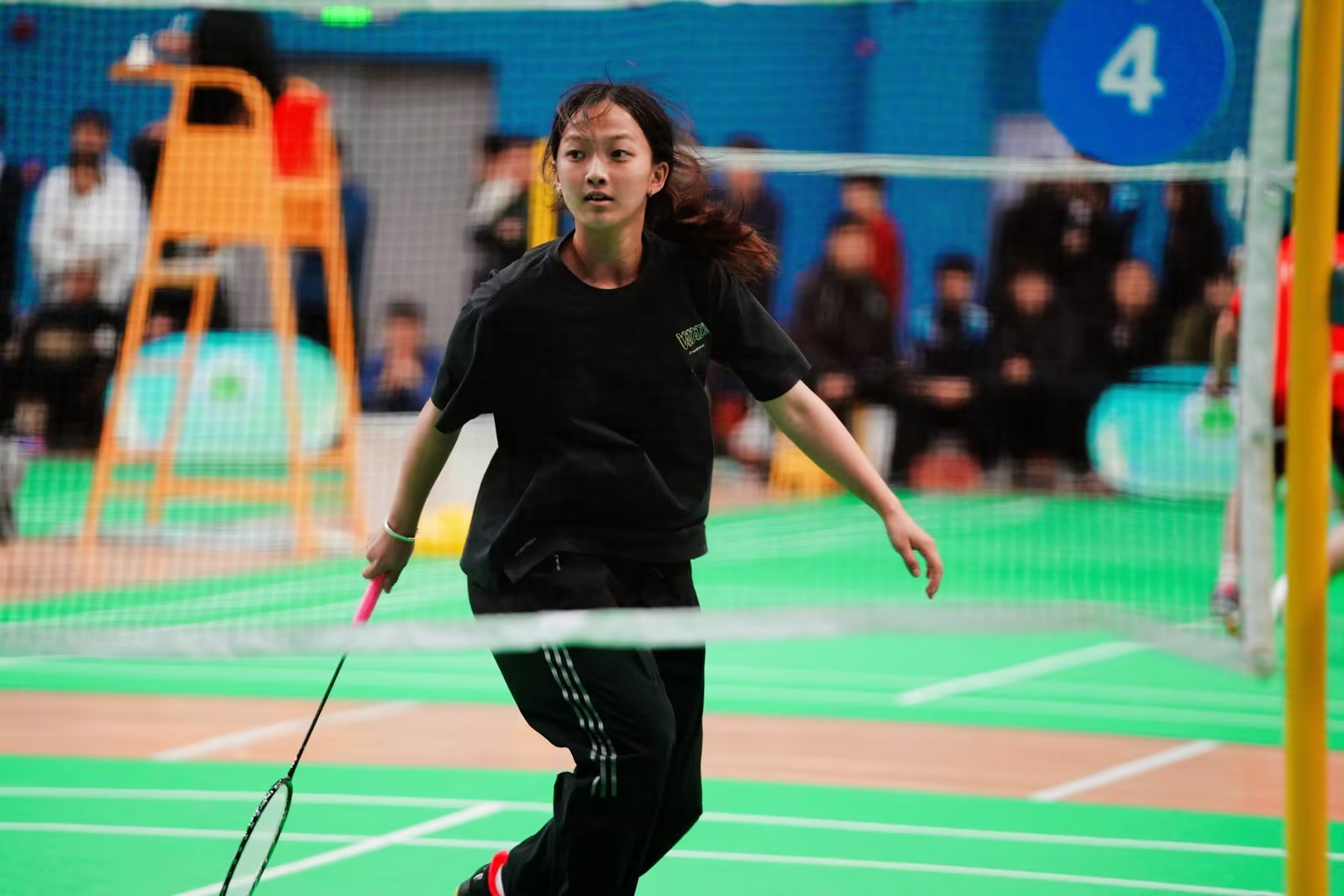 省冠！beat365运动员在2024年贵州省高校羽毛球比赛中荣获佳绩(图2)