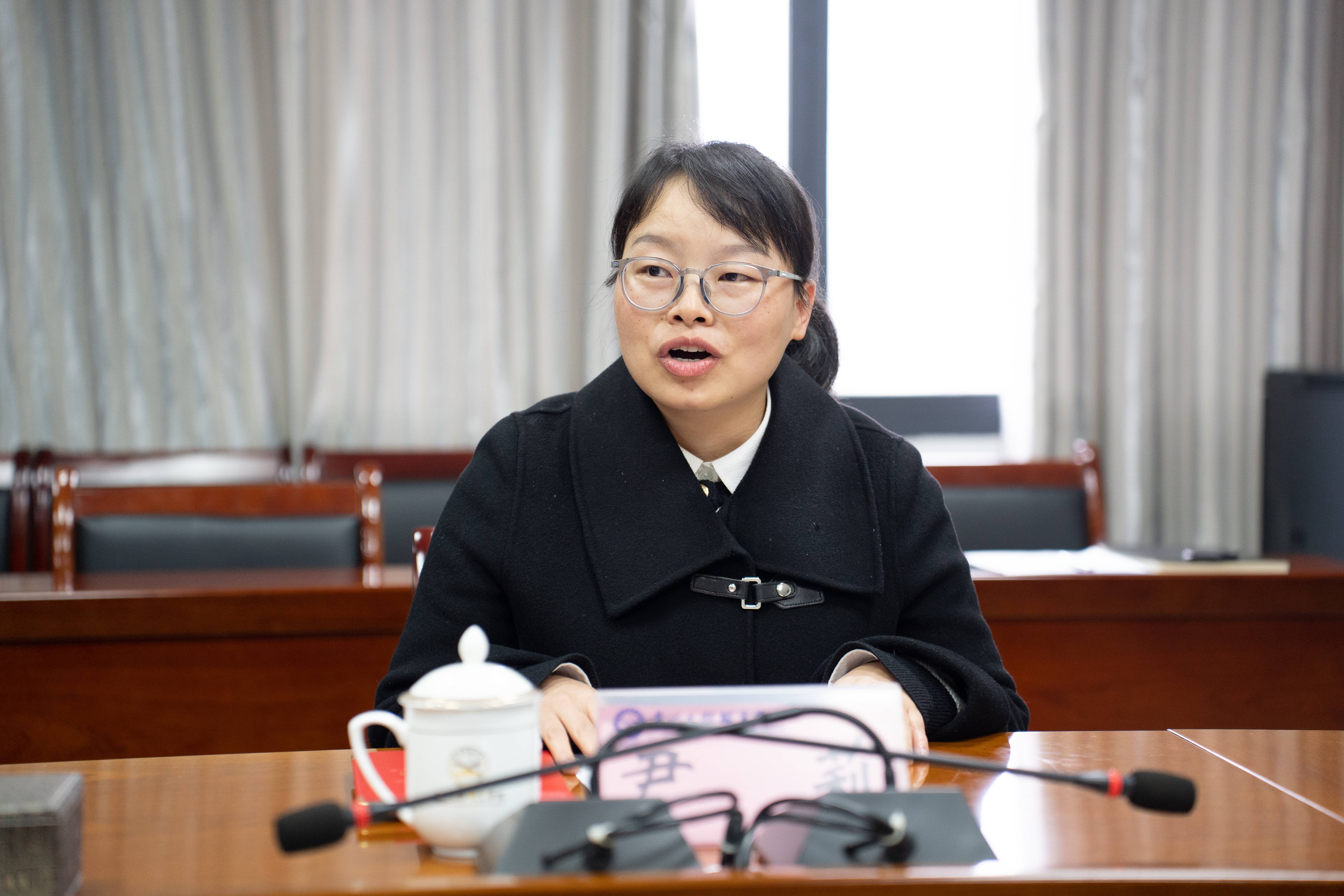 多元融合 共育英才丨beat365举行外聘教师聘用仪式暨外聘教师座谈会(图5)