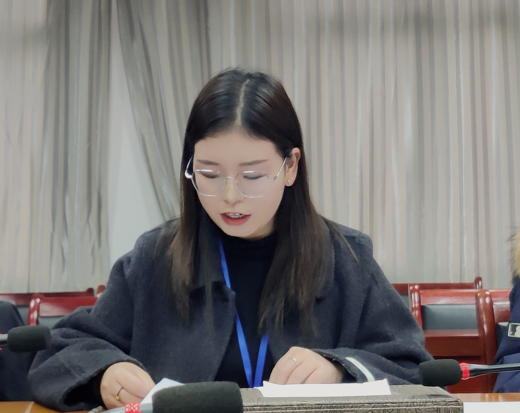 马克思主义学院党支部组织召开意识形态工作专题会(图3)