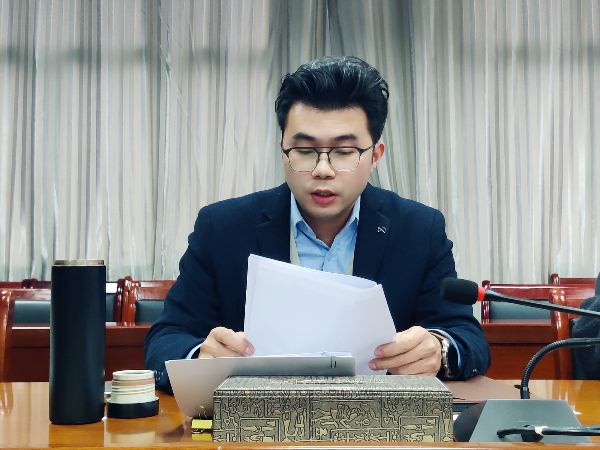 马克思主义学院党支部组织召开意识形态工作专题会(图4)