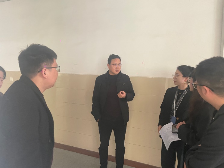 基础教学部公开示范课简报(图2) 基础教学部公开示范课简报(图2)