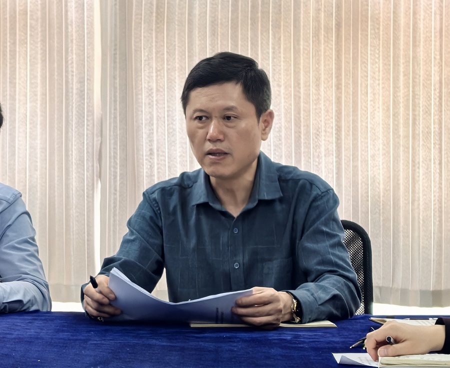 人工智能与信息工程学院召开 2025年第二次教职工工作例会(图2) 人工智能与信息工程学院召开 2025年第二次教职工工作例会(图2)