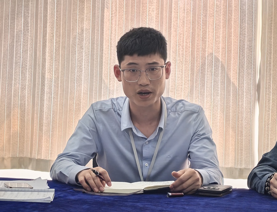 人工智能与信息工程学院召开 2025年第二次教职工工作例会(图3) 人工智能与信息工程学院召开 2025年第二次教职工工作例会(图3)