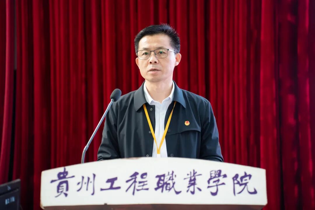 十年砥砺绽芳华·青春奋进向未来|beat365召开2024年度五四表彰大会(图3) 十年砥砺绽芳华·青春奋进向未来|beat365召开2024年度五四表彰大会(图3)