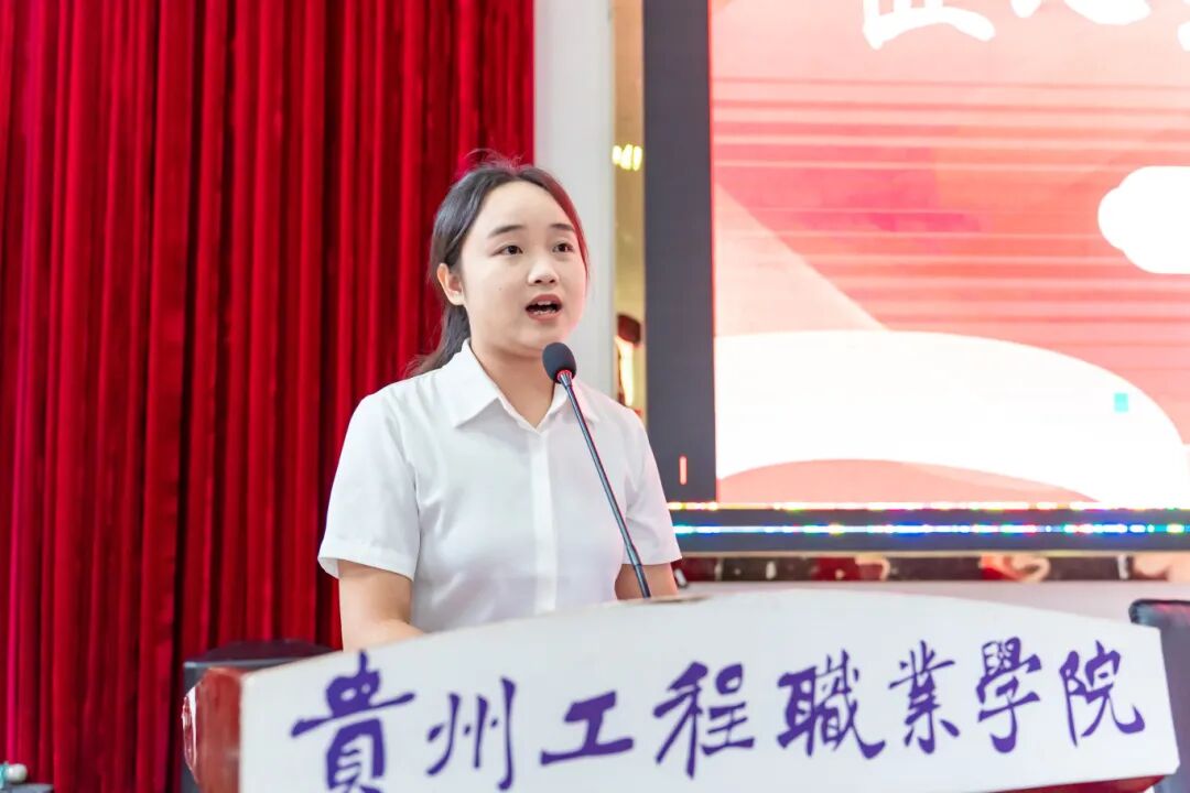 匠心筑梦 启航未来丨beat365举行2025届毕业典礼(图8)