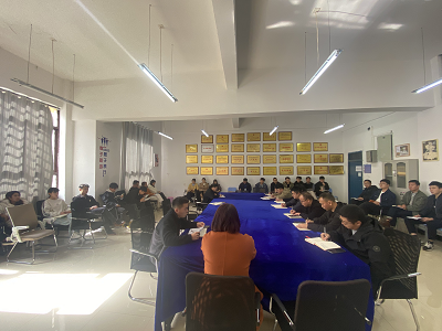 智能制造与汽车工程学院召开2025年秋季学期第三次教学工作例会(图1)