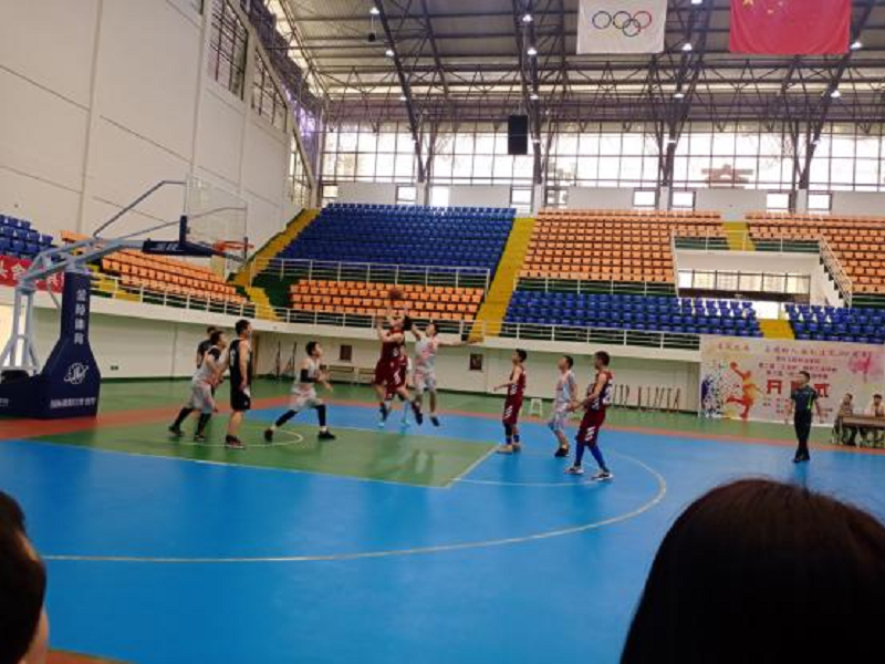 beat365在线唯一官网第二届“工会杯”教职工篮球赛(图3) beat365在线唯一官网第二届“工会杯”教职工篮球赛(图3)