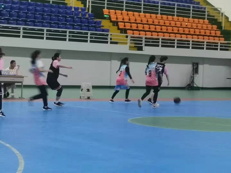 beat365在线唯一官网第二届“工会杯”教职工篮球赛(图5) beat365在线唯一官网第二届“工会杯”教职工篮球赛(图5)