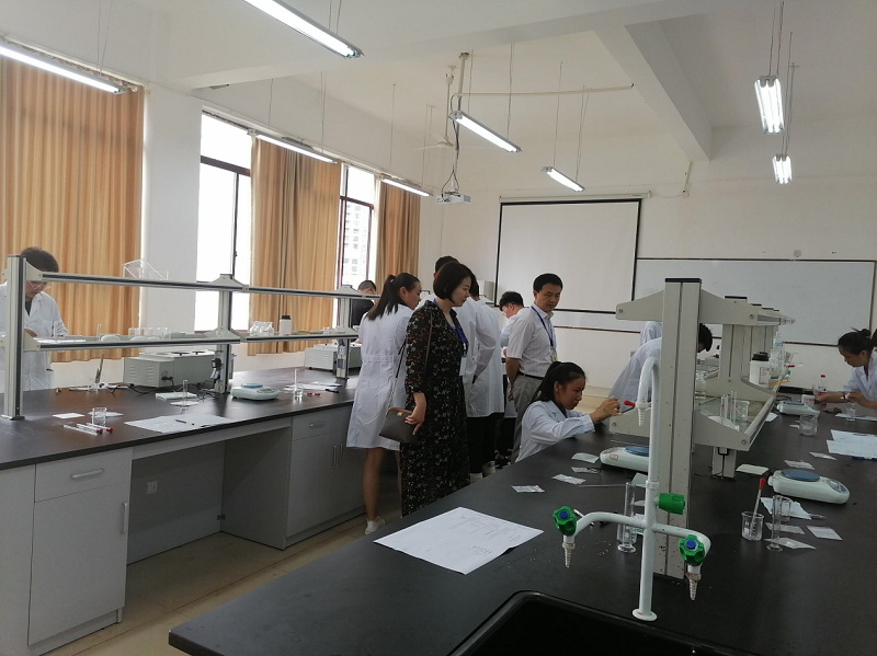 直击技能鉴定考试现场,培育高质量技能操作人才(图2) 直击技能鉴定考试现场,培育高质量技能操作人才(图2)